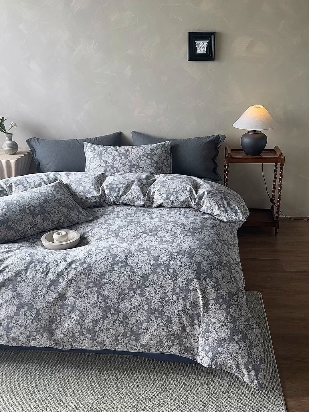 91家纺网 家纺一手货源 找家纺 怡家居 2025新款全棉纯棉加厚印花磨毛四件套 墨韵