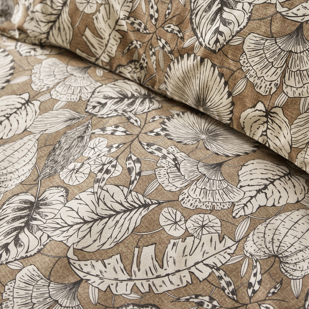 91家纺网 家纺一手货源 找家纺 怡家居 2025新款全棉纯棉加厚印花磨毛四件套 疏影