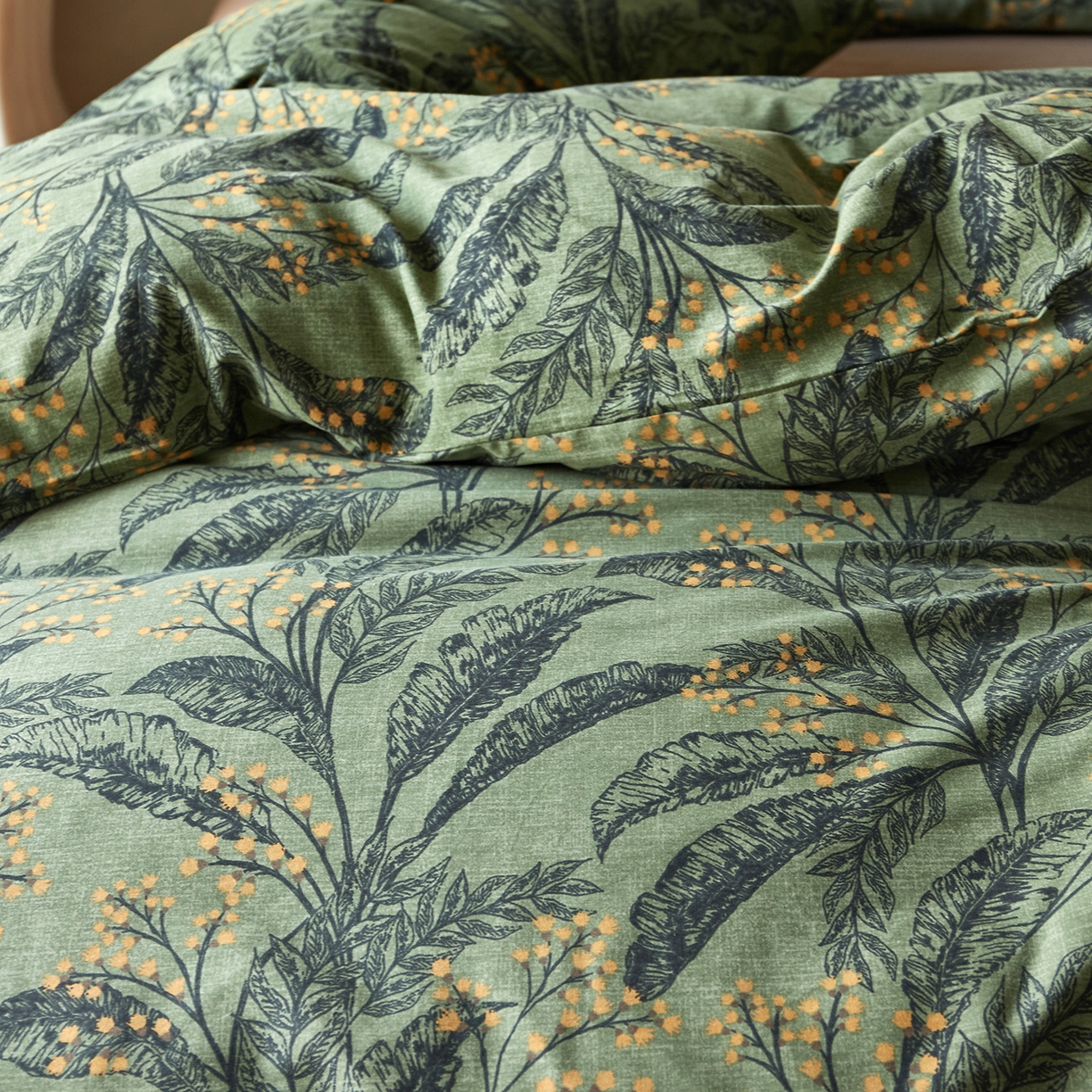 91家纺网 家纺一手货源 找家纺 怡家居 2025新款全棉纯棉加厚印花磨毛四件套 霜序