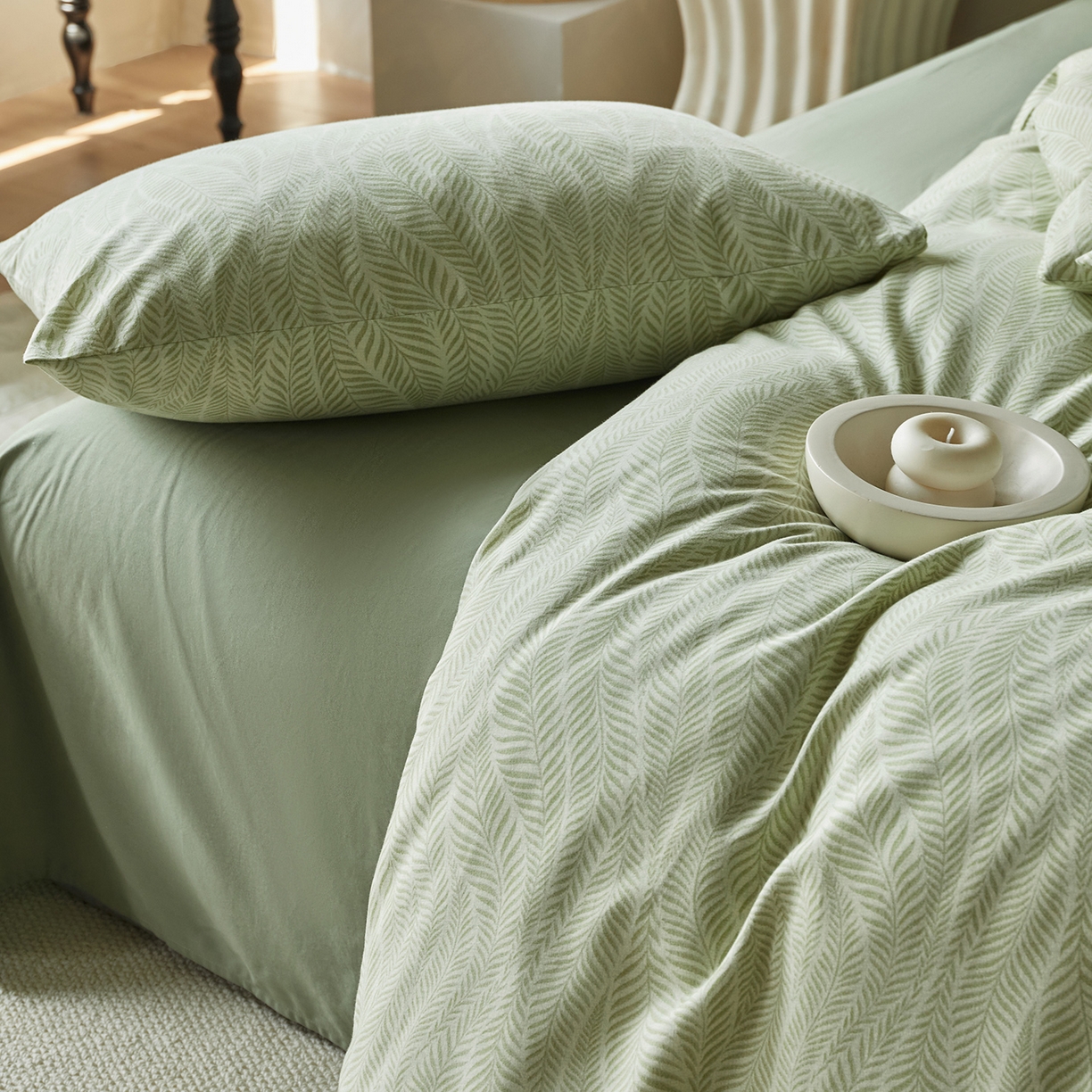 91家纺网 家纺一手货源 找家纺 怡家居 2025新款全棉纯棉加厚印花磨毛四件套 苔痕