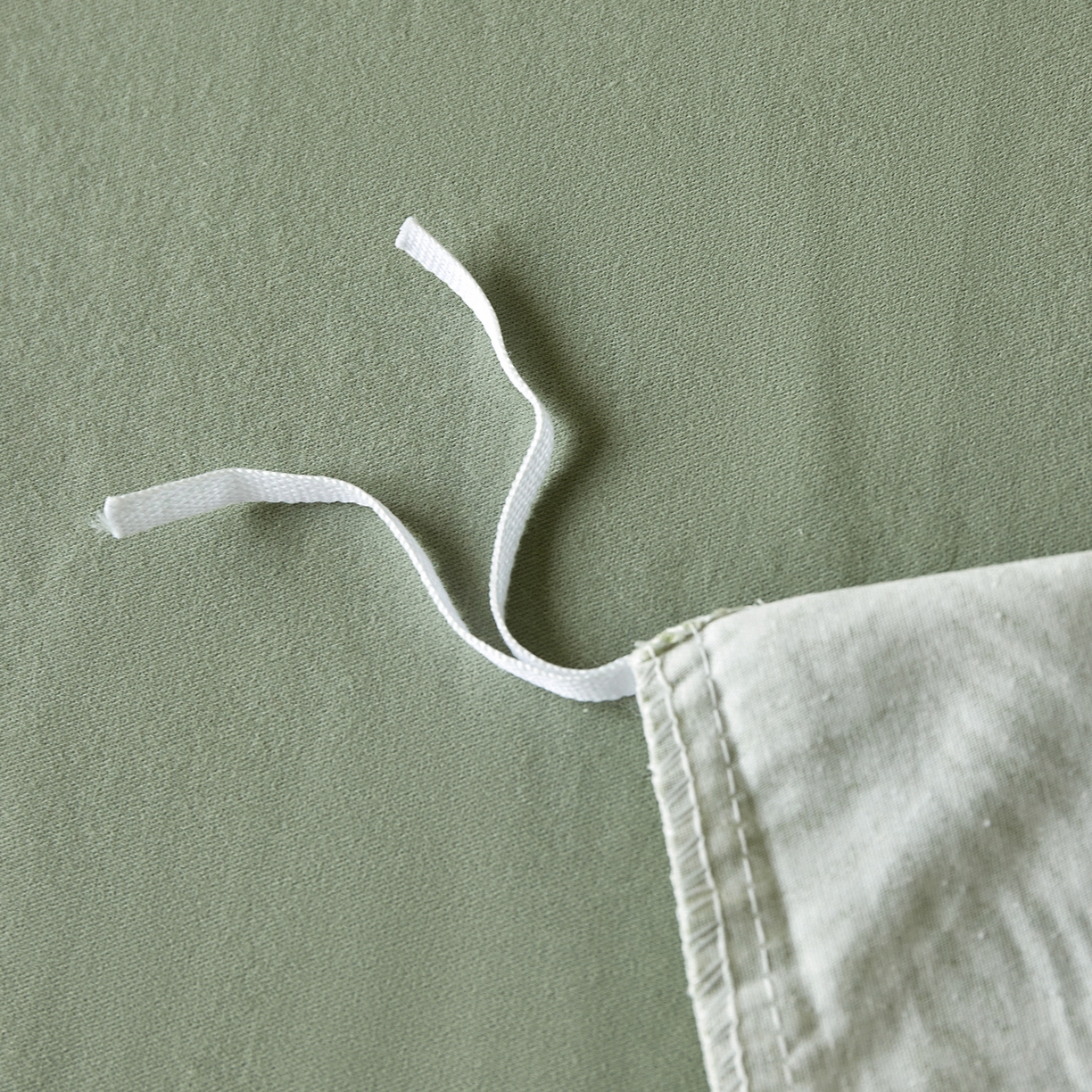 91家纺网 家纺一手货源 找家纺 怡家居 2025新款全棉纯棉加厚印花磨毛四件套 苔痕