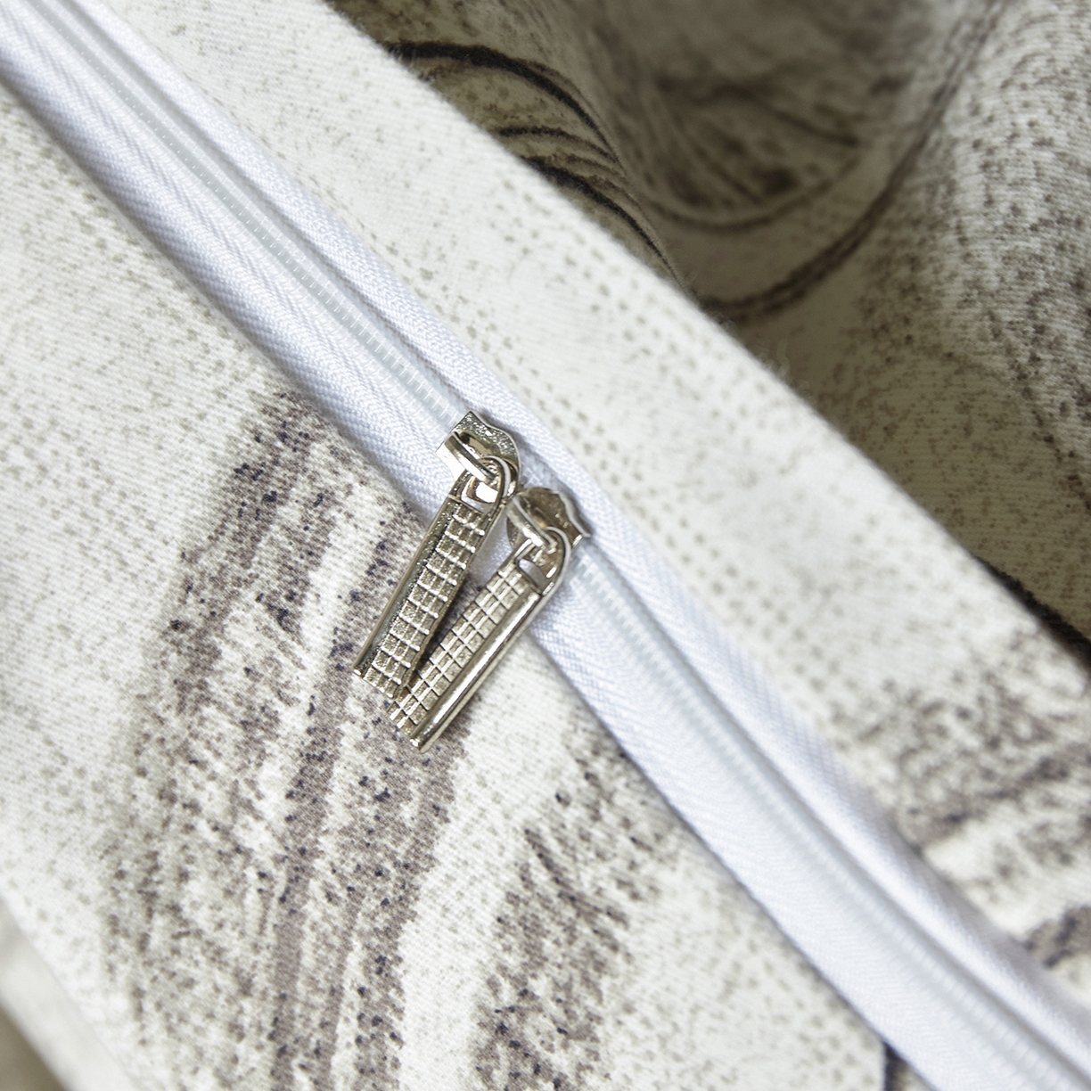 91家纺网 家纺一手货源 找家纺 怡家居 2025新款全棉纯棉加厚印花磨毛四件套 烟岚