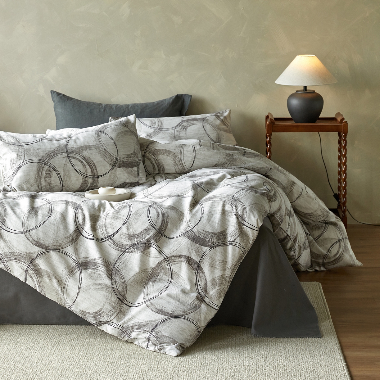 91家纺网 家纺一手货源 找家纺 怡家居 2025新款全棉纯棉加厚印花磨毛四件套 烟岚