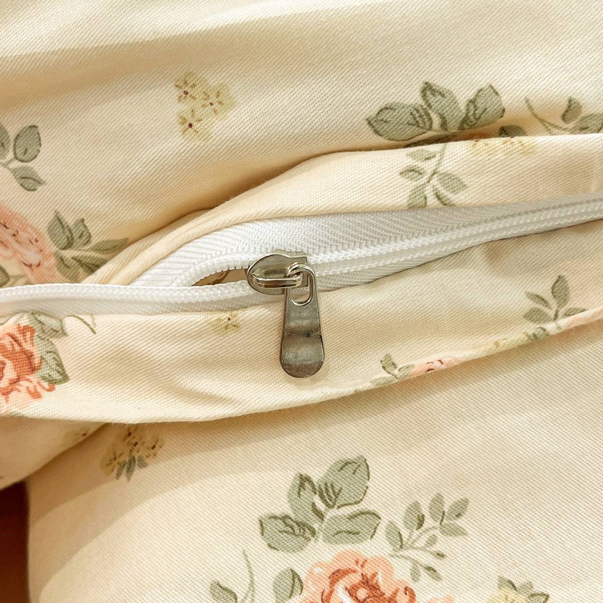 91家纺网 家纺一手货源 找家纺 花海 2025年秋冬色系 复古小碎花 韩式碎花小清新碎花全棉纯棉四件套40支13372 落日玫瑰 咖