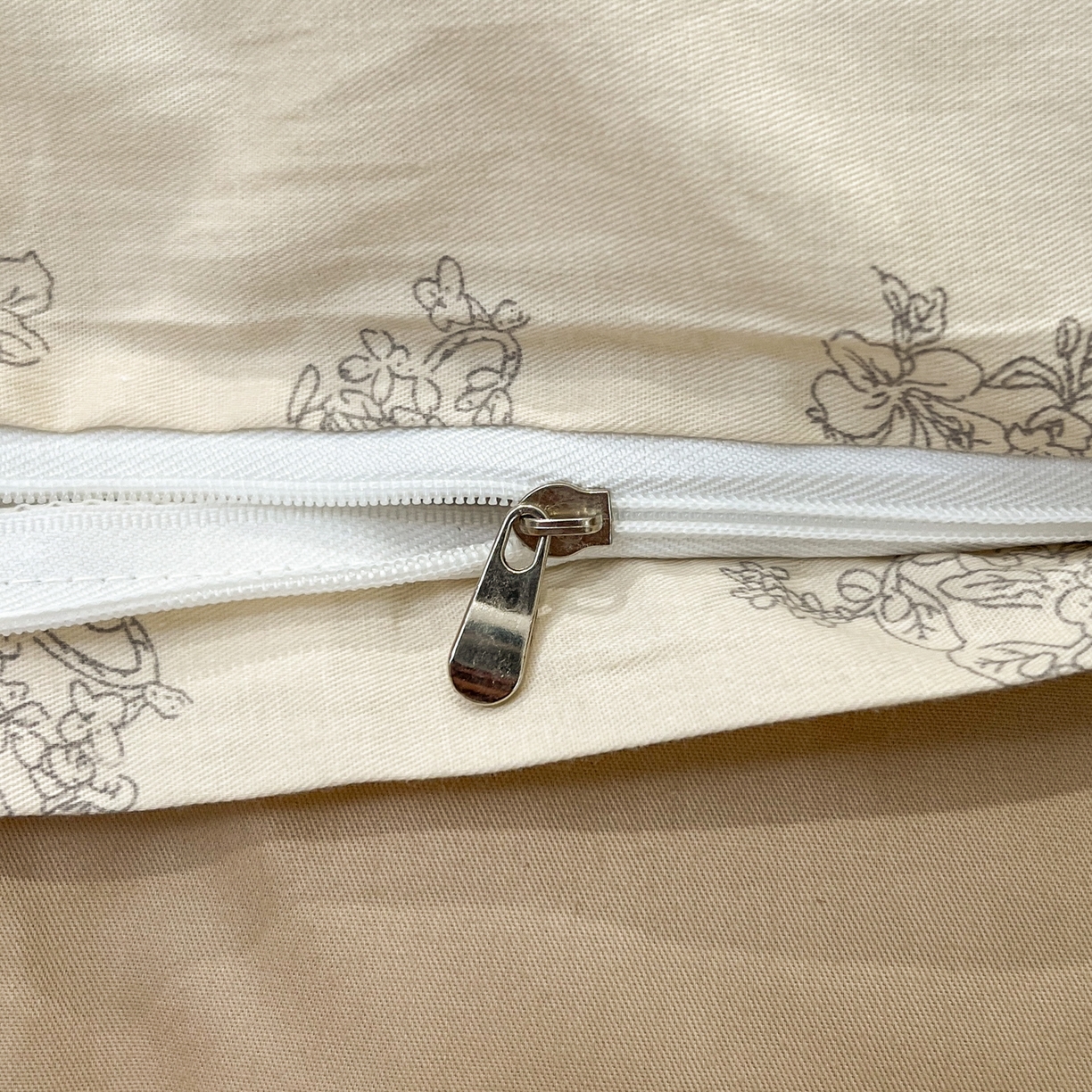 91家纺网 家纺一手货源 找家纺 花海 2025年秋冬色系 复古小碎花 韩式碎花小清新碎花全棉纯棉四件套40支13372 沐枫 咖