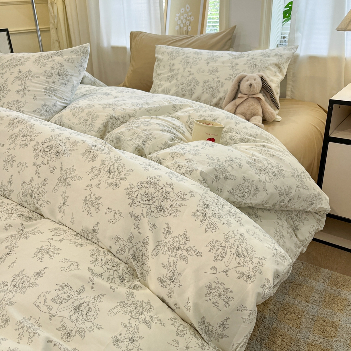 91家纺网 家纺一手货源 找家纺 花海 2025年秋冬色系 复古小碎花 韩式碎花小清新碎花全棉纯棉四件套40支13372 如梦 咖