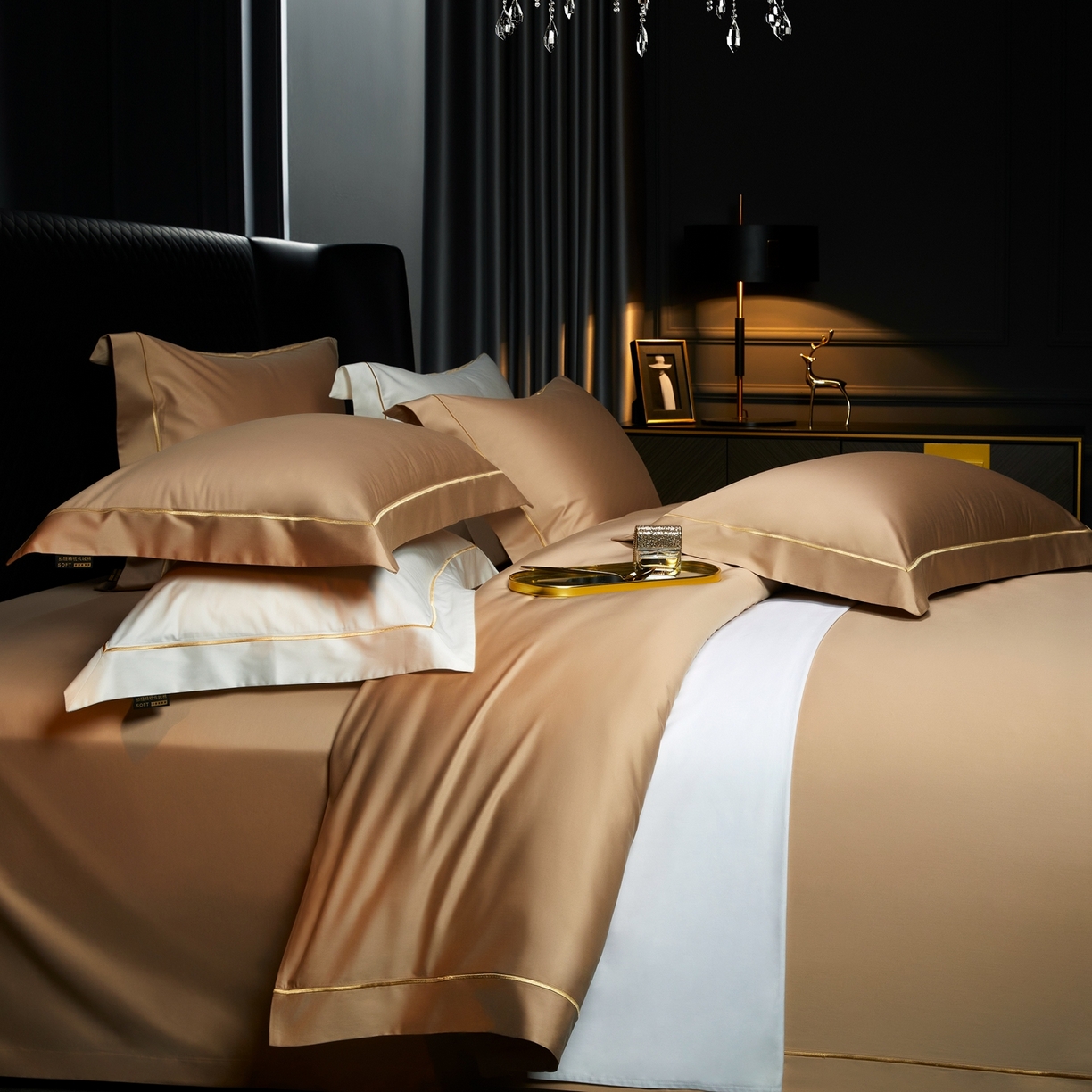 91家纺网 家纺一手货源 找家纺 米多多 2025新款CR天雪工艺100支长绒棉纯棉刺绣宽边四件套 薄暮金