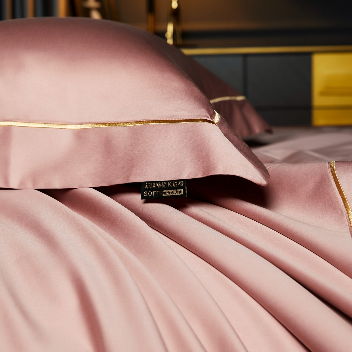 91家纺网 家纺一手货源 找家纺 米多多 2025新款CR天雪工艺100支长绒棉纯棉刺绣宽边四件套 气质粉