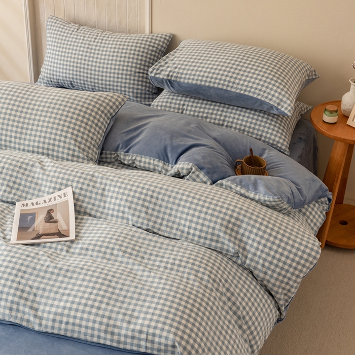 91家纺网 家纺一手货源 找家纺 雯雨家纺 全棉纯棉加牛奶绒宝宝绒一面棉一面绒四件套 棉绒-蓝小格