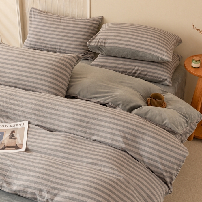 91家纺网 家纺一手货源 找家纺 雯雨家纺 全棉纯棉加牛奶绒宝宝绒一面棉一面绒四件套 棉绒-布林灰