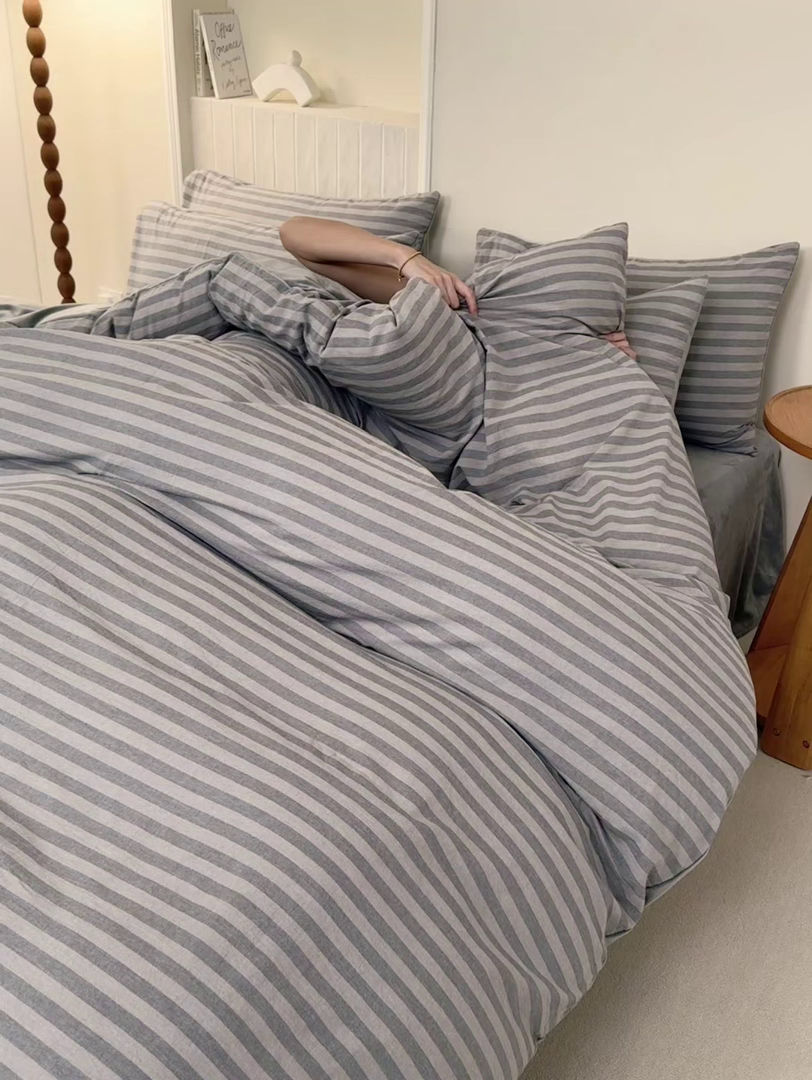 91家纺网 家纺一手货源 找家纺 雯雨家纺 全棉纯棉加牛奶绒宝宝绒一面棉一面绒四件套 棉绒-布林灰