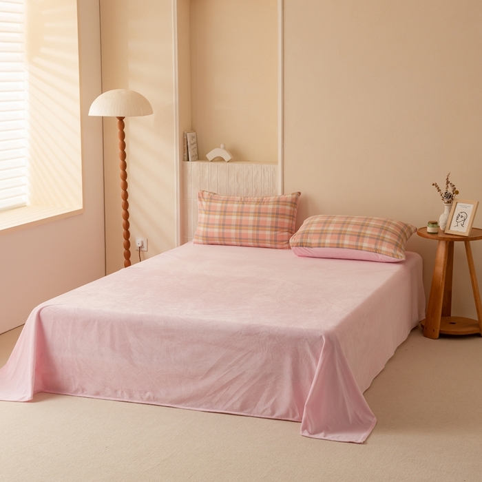 91家纺网 家纺一手货源 找家纺 雯雨家纺 全棉纯棉加牛奶绒宝宝绒一面棉一面绒四件套 棉绒-简稀粉