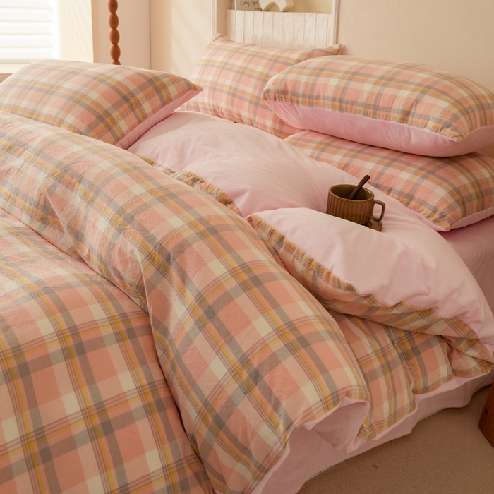 91家纺网 家纺一手货源 找家纺 雯雨家纺 全棉纯棉加牛奶绒宝宝绒一面棉一面绒四件套 棉绒-简稀粉