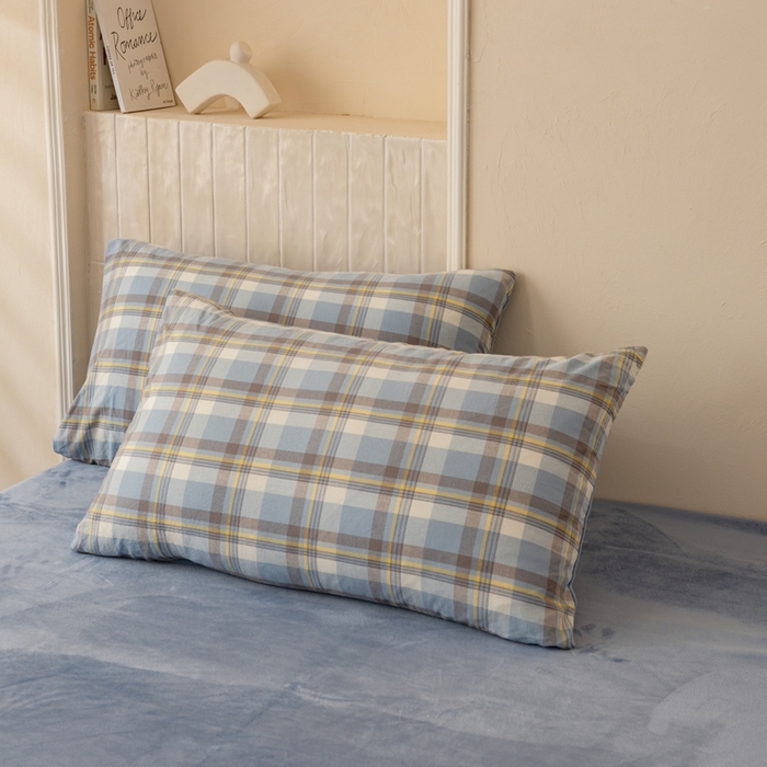 91家纺网 家纺一手货源 找家纺 雯雨家纺 全棉纯棉加牛奶绒宝宝绒一面棉一面绒四件套 棉绒-莫尼兰