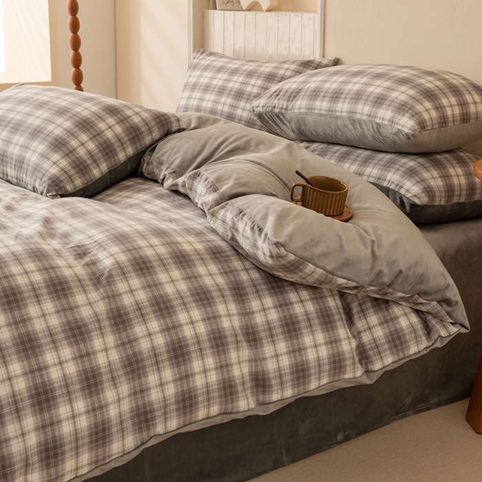 91家纺网 家纺一手货源 找家纺 雯雨家纺 全棉纯棉加牛奶绒宝宝绒一面棉一面绒四件套 棉绒-轩尼诗