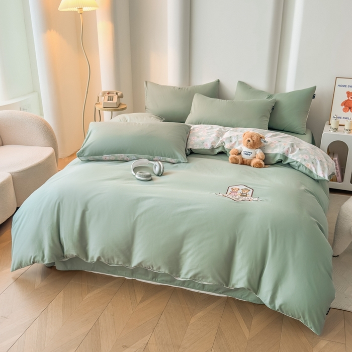 91家纺网 家纺一手货源 找家纺 泰迪爱兰Teddy ISLAND 2025新款40支全棉印花刺绣四件套 烟雨花间