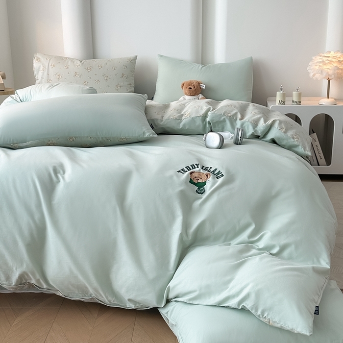 91家纺网 家纺一手货源 找家纺 泰迪爱兰Teddy ISLAND 2025新款40支全棉印花刺绣四件套 印记时光