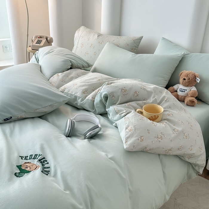 91家纺网 家纺一手货源 找家纺 泰迪爱兰Teddy ISLAND 2025新款40支全棉印花刺绣四件套 印记时光