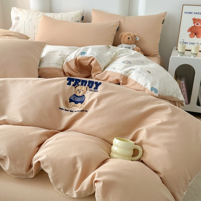 91家纺网 家纺一手货源 找家纺 泰迪爱兰Teddy ISLAND 2025新款40支全棉印花刺绣四件套 童年诗篇