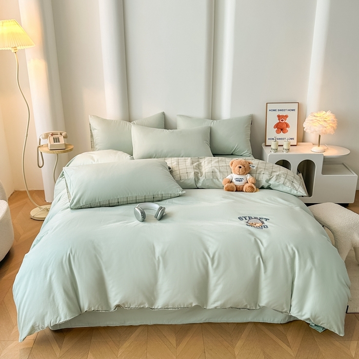 91家纺网 家纺一手货源 找家纺 泰迪爱兰Teddy ISLAND 2025新款40支全棉印花刺绣四件套 挽夏-绿