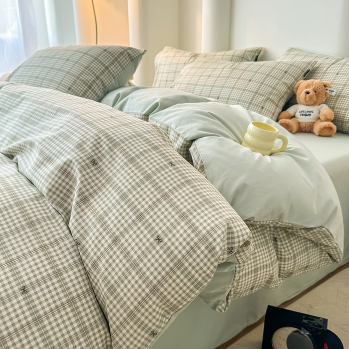 91家纺网 家纺一手货源 找家纺 泰迪爱兰Teddy ISLAND 2025新款40支全棉印花刺绣四件套 挽夏-绿