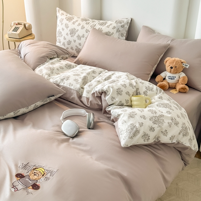 91家纺网 家纺一手货源 找家纺 泰迪爱兰Teddy ISLAND 2025新款40支全棉印花刺绣四件套 迪莉娅