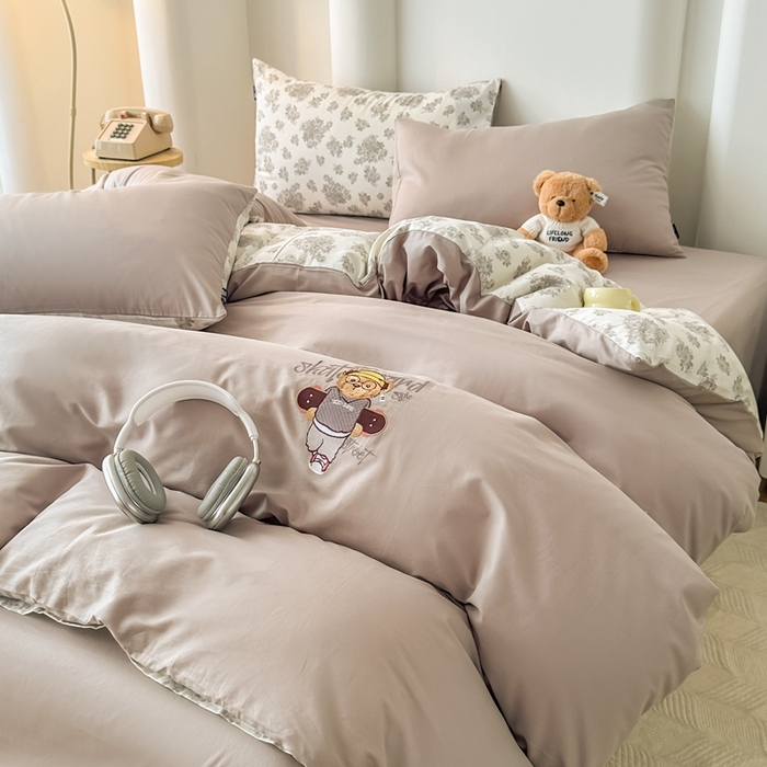 91家纺网 家纺一手货源 找家纺 泰迪爱兰Teddy ISLAND 2025新款40支全棉印花刺绣四件套 迪莉娅