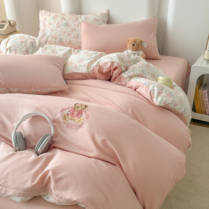 91家纺网 家纺一手货源 找家纺 泰迪爱兰Teddy ISLAND 2025新款40支全棉印花刺绣四件套 素然-米