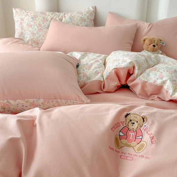 91家纺网 家纺一手货源 找家纺 泰迪爱兰Teddy ISLAND 2025新款40支全棉印花刺绣四件套 素然-米