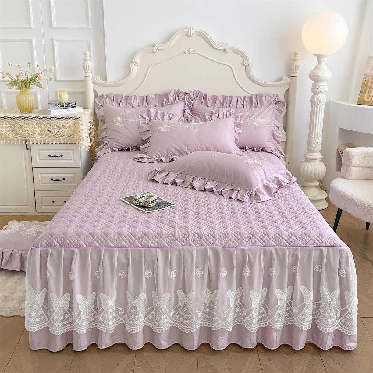 宜凡家纺 2025新款长绒棉绣花夹棉床裙三件套--蝶恋笙花系列 蝶恋笙花 罗兰紫