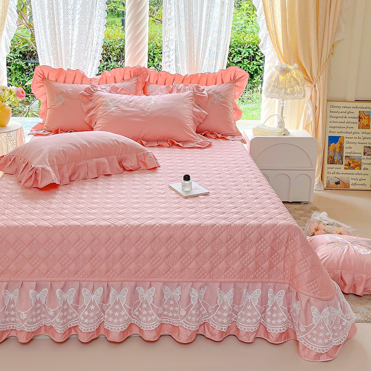 91家纺网 家纺一手货源 找家纺 宜凡家纺 2025新款长绒棉绣花夹棉床盖四件套--蝶恋笙花系列 蝶恋笙花 香妃粉