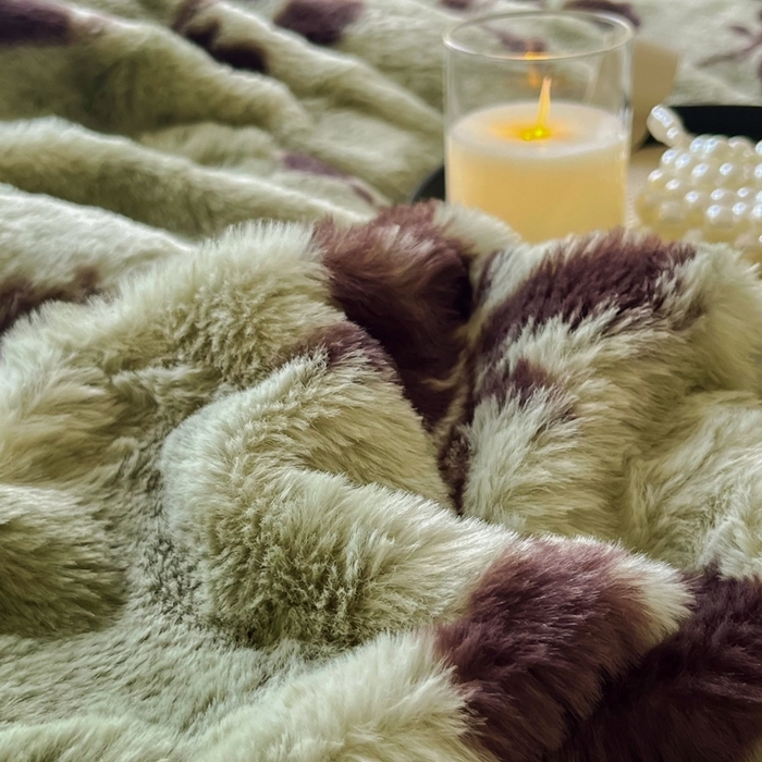 91家纺网 家纺一手货源 找家纺 （总）梦纤绒 2025新款亲肤舒适兔毛印花牛奶绒保暖四件套一美拉德系