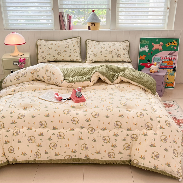 91家纺网 家纺一手货源 找家纺 贝扬思家纺 2025新款云感双层纱ins少女心可爱系加厚豆豆被床盖暖梦系列（小红书推荐） 田园兔