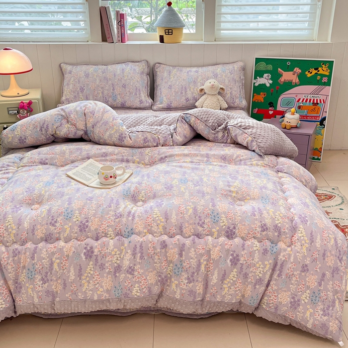 91家纺网 家纺一手货源 找家纺 贝扬思家纺 2025新款云感双层纱ins少女心可爱系加厚豆豆被床盖暖梦系列（小红书推荐） 紫藤香