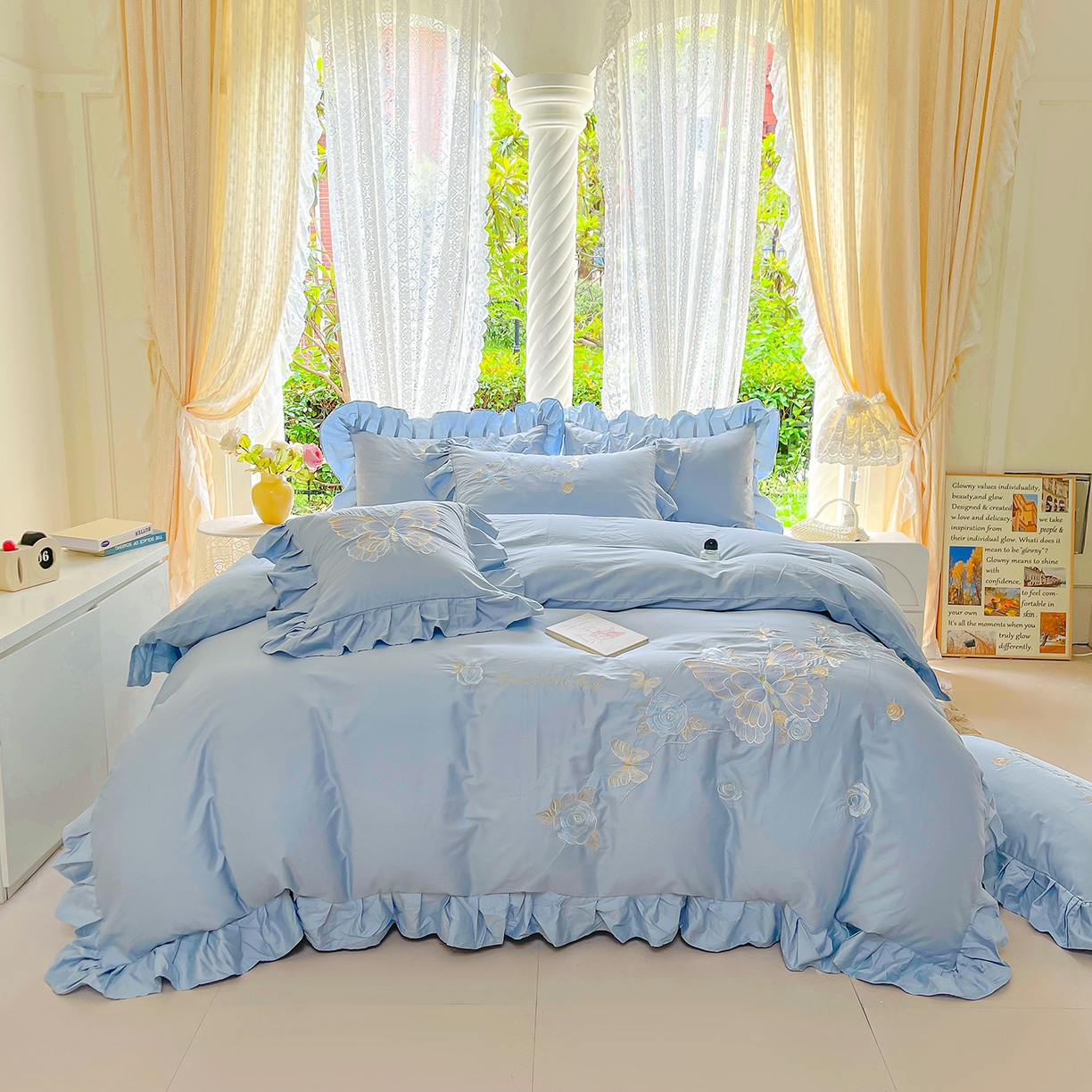 91家纺网 家纺一手货源 找家纺 （总）宜凡家纺 2025新款长绒棉绣花夹棉床盖三件套--蝶恋笙花系列