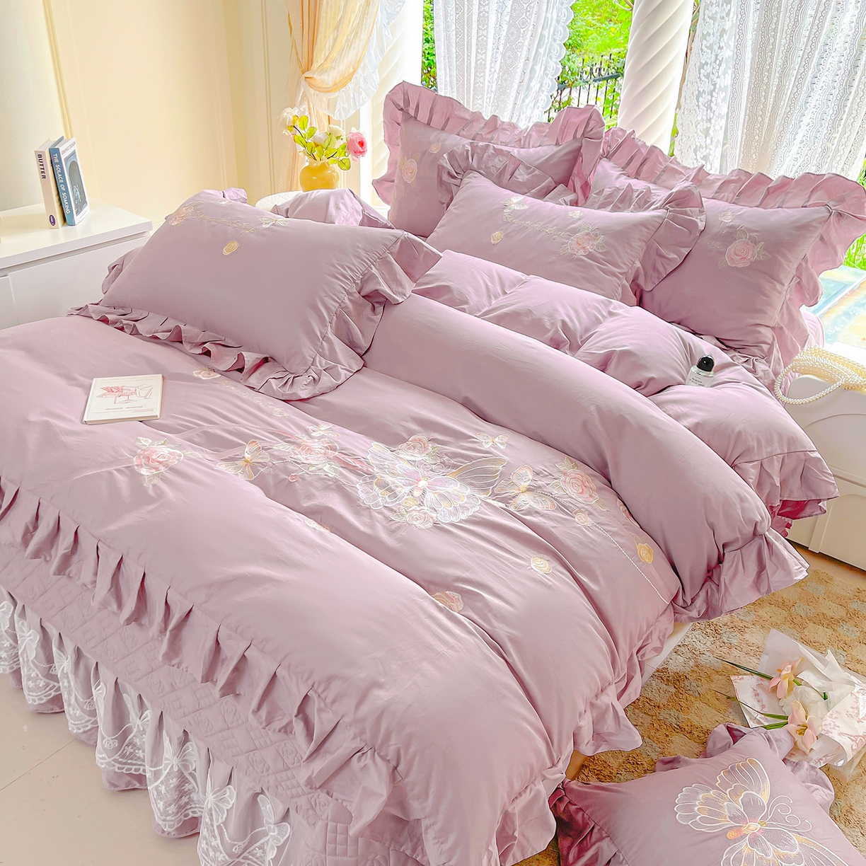 91家纺网 家纺一手货源 找家纺 宜凡家纺 2025新款长绒棉绣花夹棉床盖三件套--蝶恋笙花系列 蝶恋笙花 罗兰紫