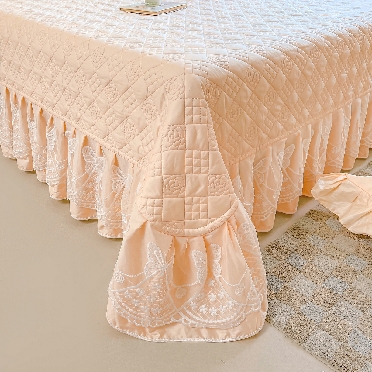 91家纺网 家纺一手货源 找家纺 宜凡家纺 2025新款长绒棉绣花夹棉床盖三件套--蝶恋笙花系列 蝶恋笙花 芙蓉玉