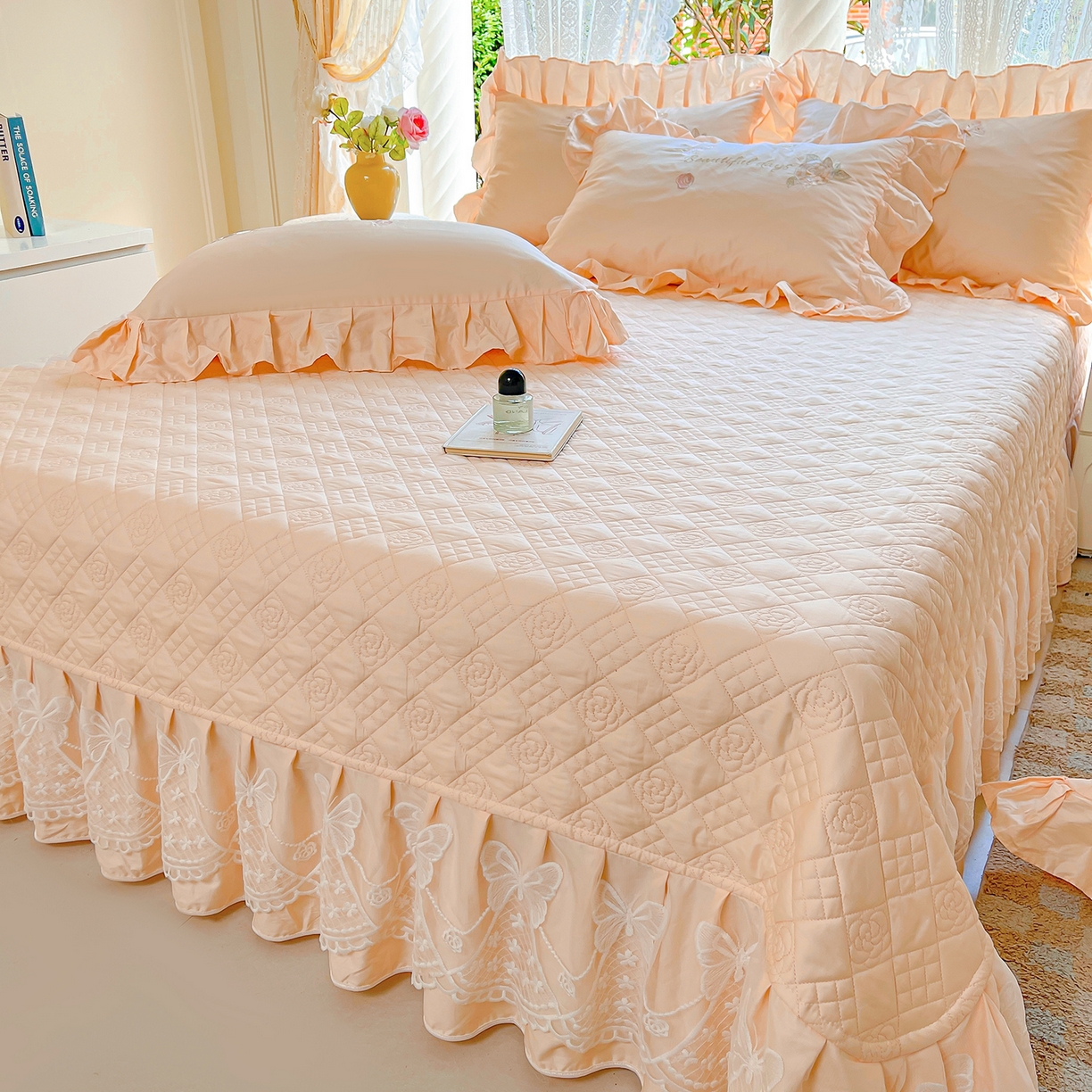 91家纺网 家纺一手货源 找家纺 宜凡家纺 2025新款长绒棉绣花夹棉床盖三件套--蝶恋笙花系列 蝶恋笙花 芙蓉玉