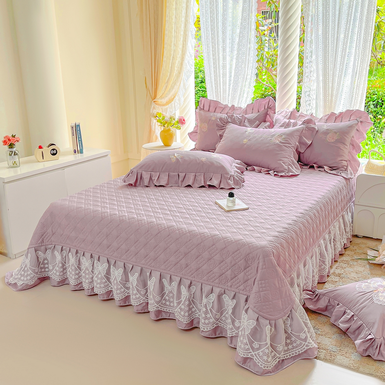 91家纺网 家纺一手货源 找家纺 宜凡家纺 2025新款长绒棉绣花夹棉床盖三件套--蝶恋笙花系列 蝶恋笙花 罗兰紫