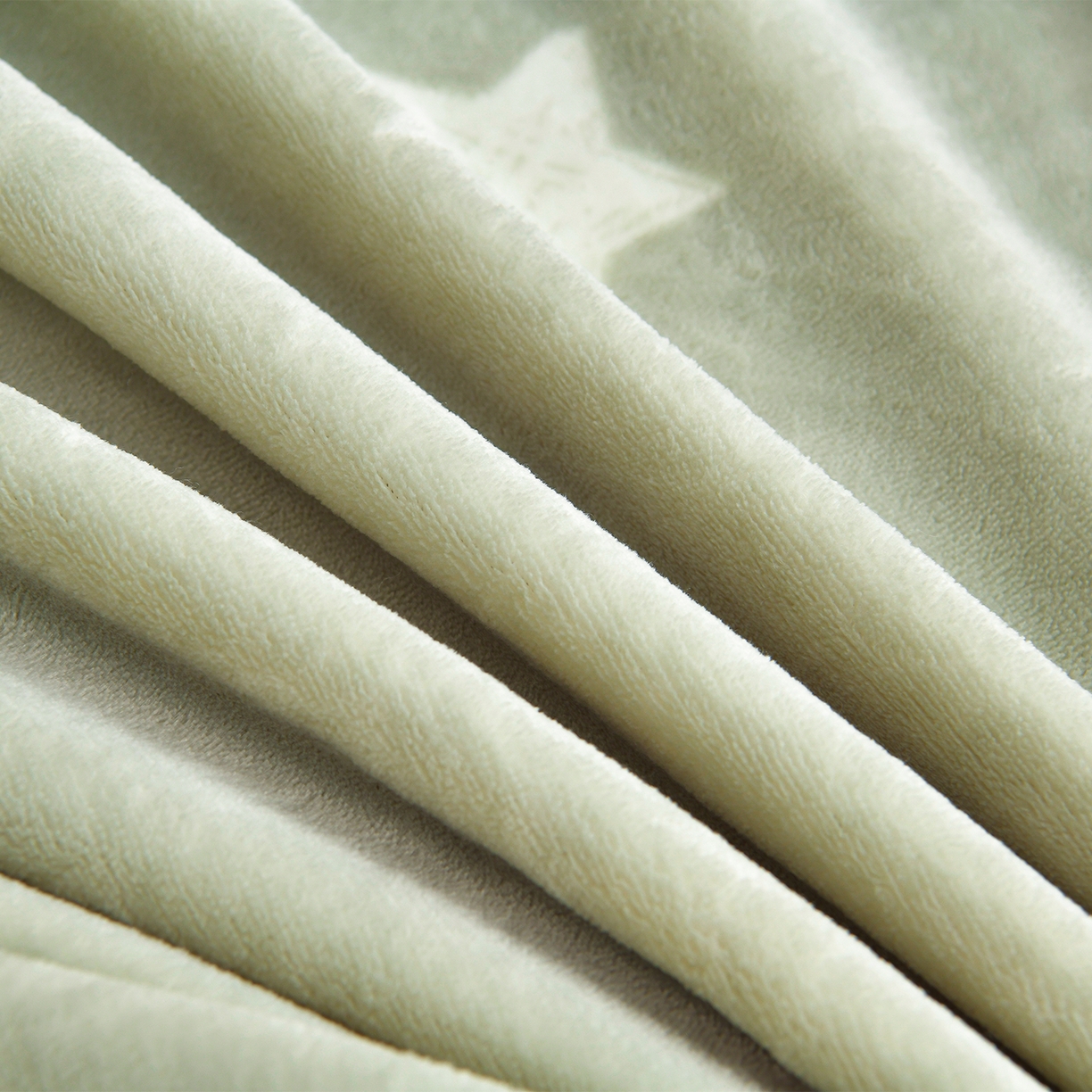 91家纺网 家纺一手货源 找家纺 橘姿家纺 2025新款9-10斤牛奶绒四件套金貂绒四件套 快乐羊驼