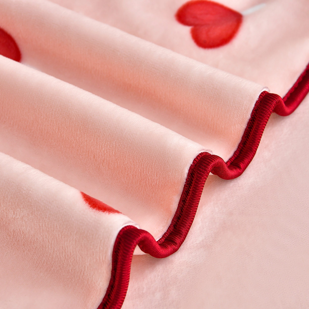 91家纺网 家纺一手货源 找家纺 橘姿家纺 2025新款9-10斤牛奶绒四件套金貂绒四件套 时尚爱心