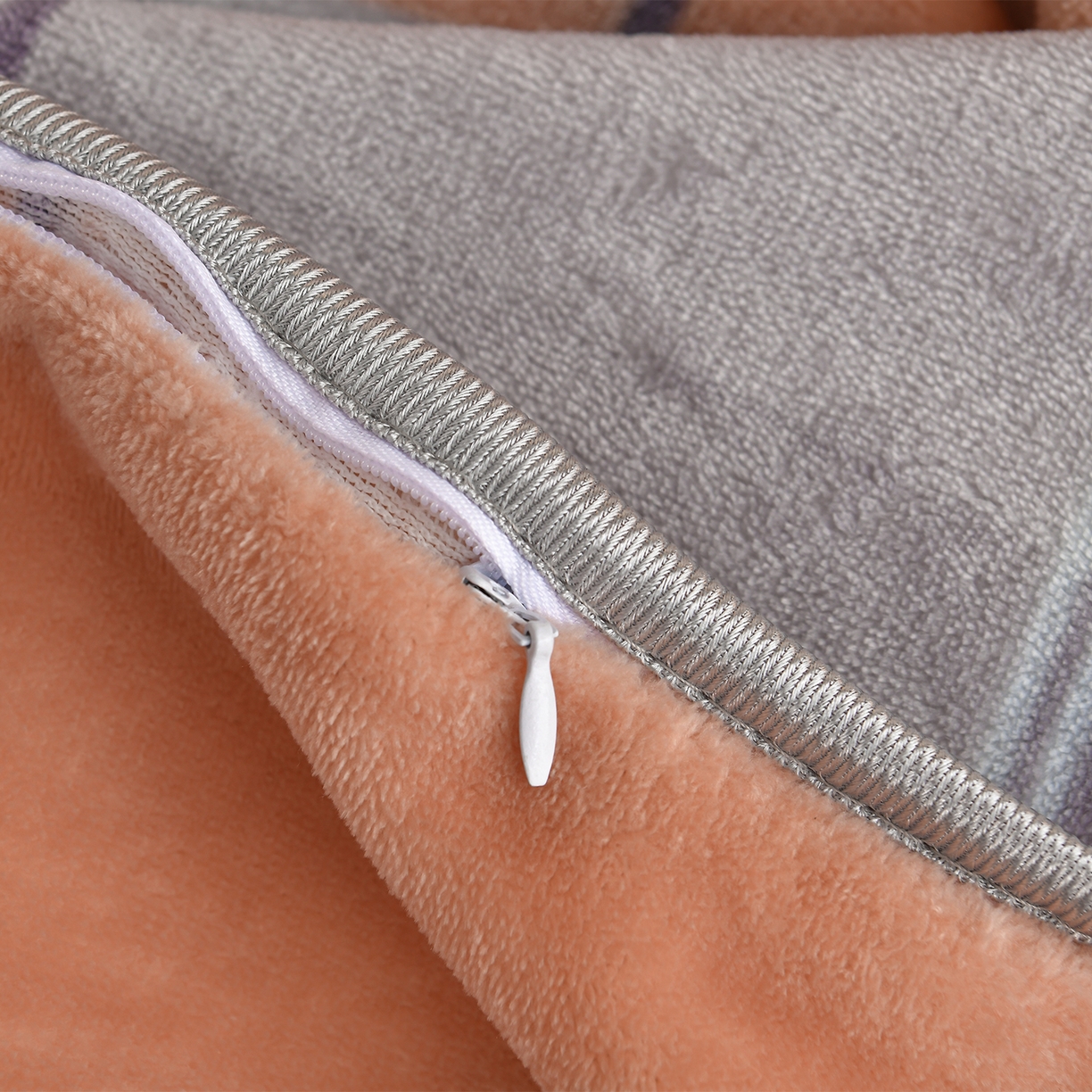 91家纺网 家纺一手货源 找家纺 橘姿家纺 2025新款9-10斤牛奶绒四件套金貂绒四件套 时尚格子