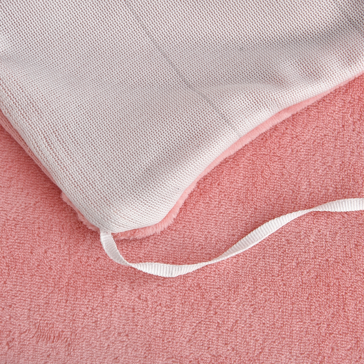 91家纺网 家纺一手货源 找家纺 橘姿家纺 2025新款9-10斤牛奶绒四件套金貂绒四件套 杏花微雨粉