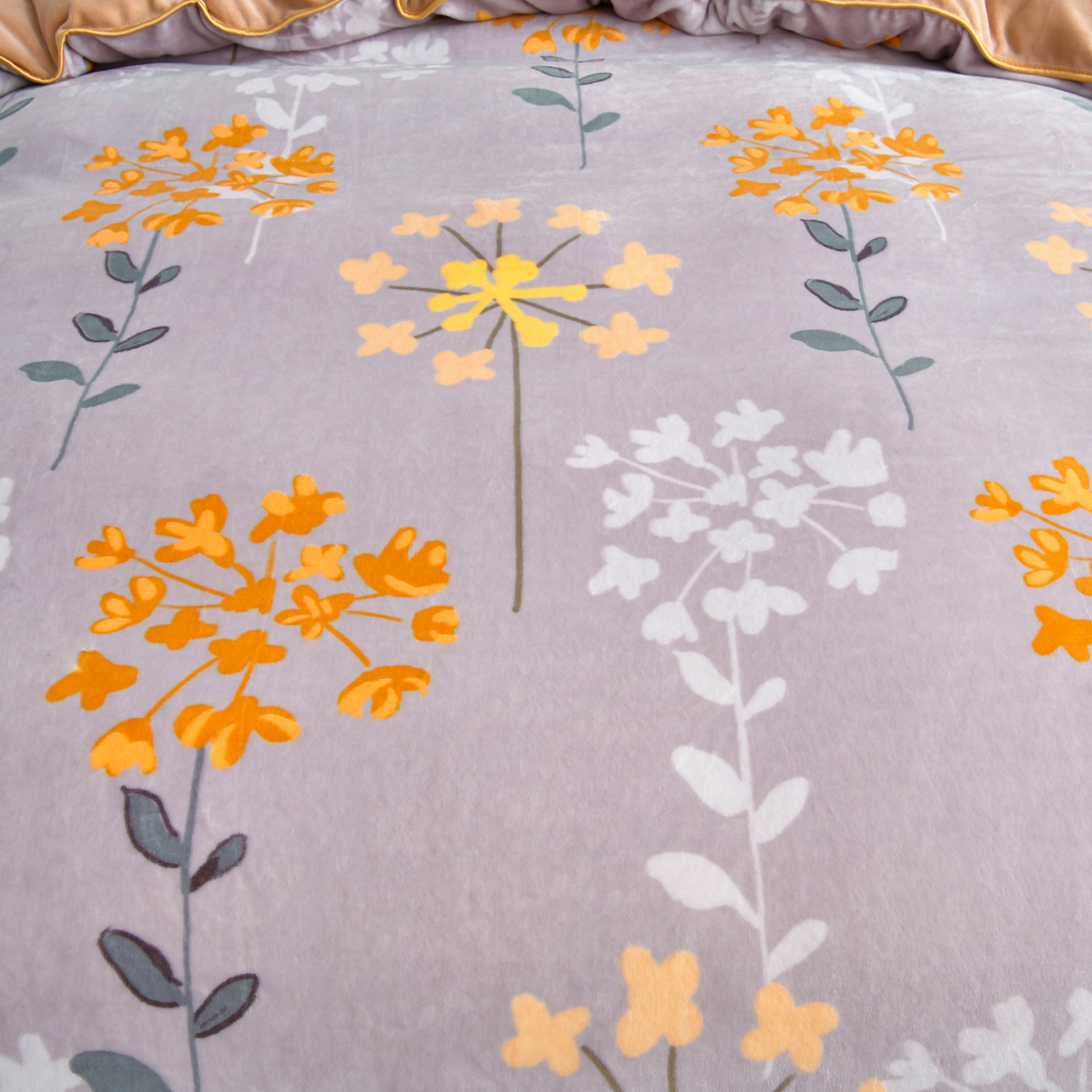 91家纺网 家纺一手货源 找家纺 橘姿家纺 2025新款9-10斤牛奶绒四件套金貂绒四件套 约定