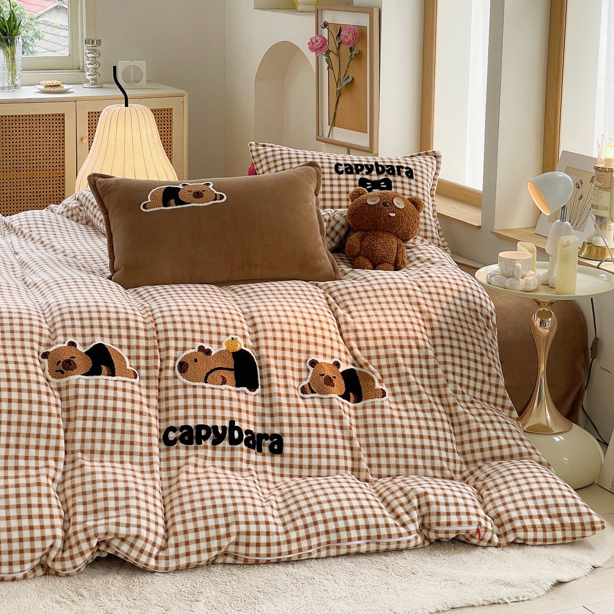 91家纺网 家纺一手货源 找家纺 炫拼家纺 2025新款高克重牛奶绒格子卡通毛巾绣加厚四件套-糖宝系列 糖宝-半勺清风