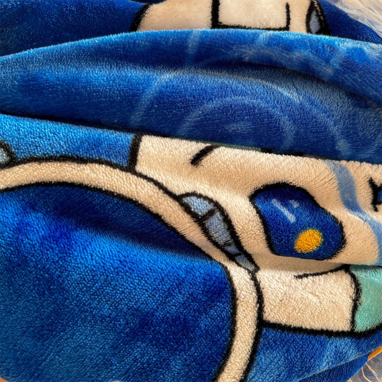 91家纺网 家纺一手货源 找家纺 名兮家居 2025新款卡通时尚风高克重印花牛奶绒四件套 太空人