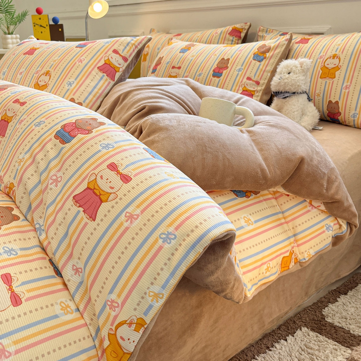 羚羊语家纺 2025新款灯芯绒 温暖颂系列-印花牛奶绒四件套高克重简约卡通花卉提花加厚保暖床单床笠三件套（买家秀请联系客服!） 温暖颂-宠物乐园