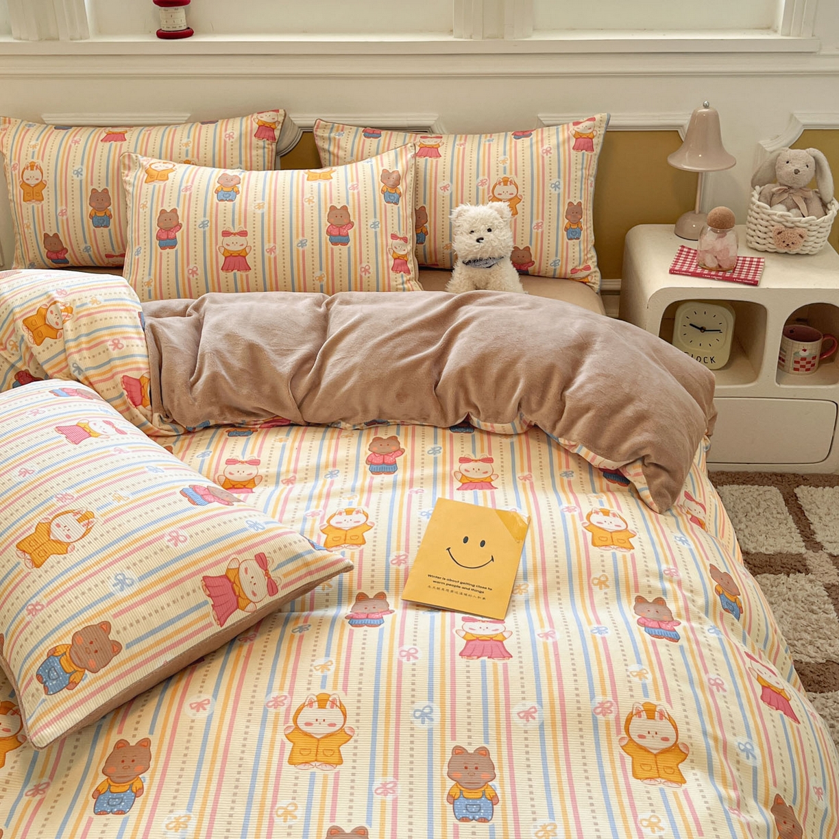 91家纺网 家纺一手货源 找家纺 羚羊语家纺 2025新款灯芯绒 温暖颂系列-印花牛奶绒四件套高克重简约卡通花卉提花加厚保暖床单床笠三件套（买家秀请联系客服!） 温暖颂-宠物乐园