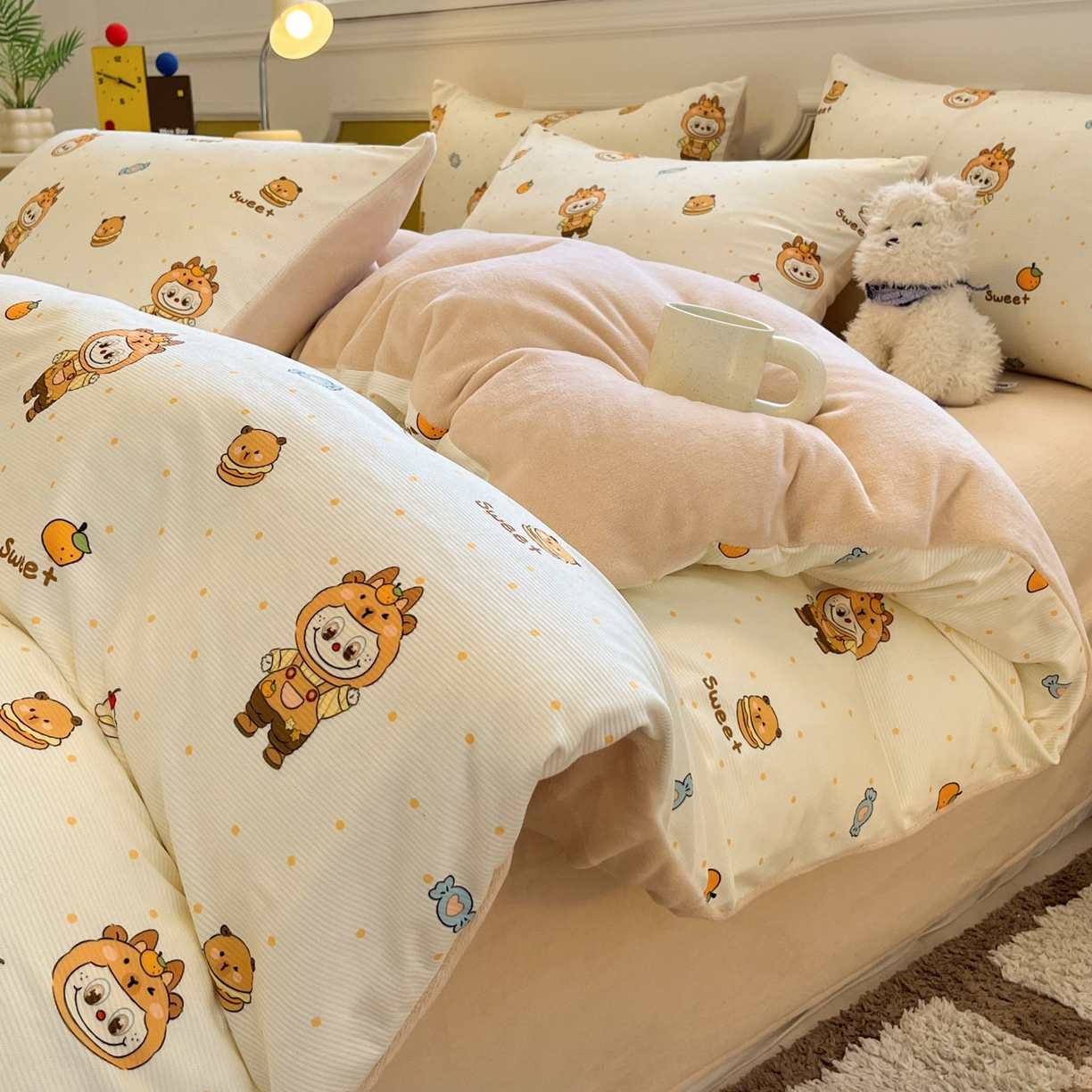 羚羊语家纺 2025新款灯芯绒 温暖颂系列-印花牛奶绒四件套高克重简约卡通花卉提花加厚保暖床单床笠三件套（买家秀请联系客服!） 温暖颂-卡皮小布
