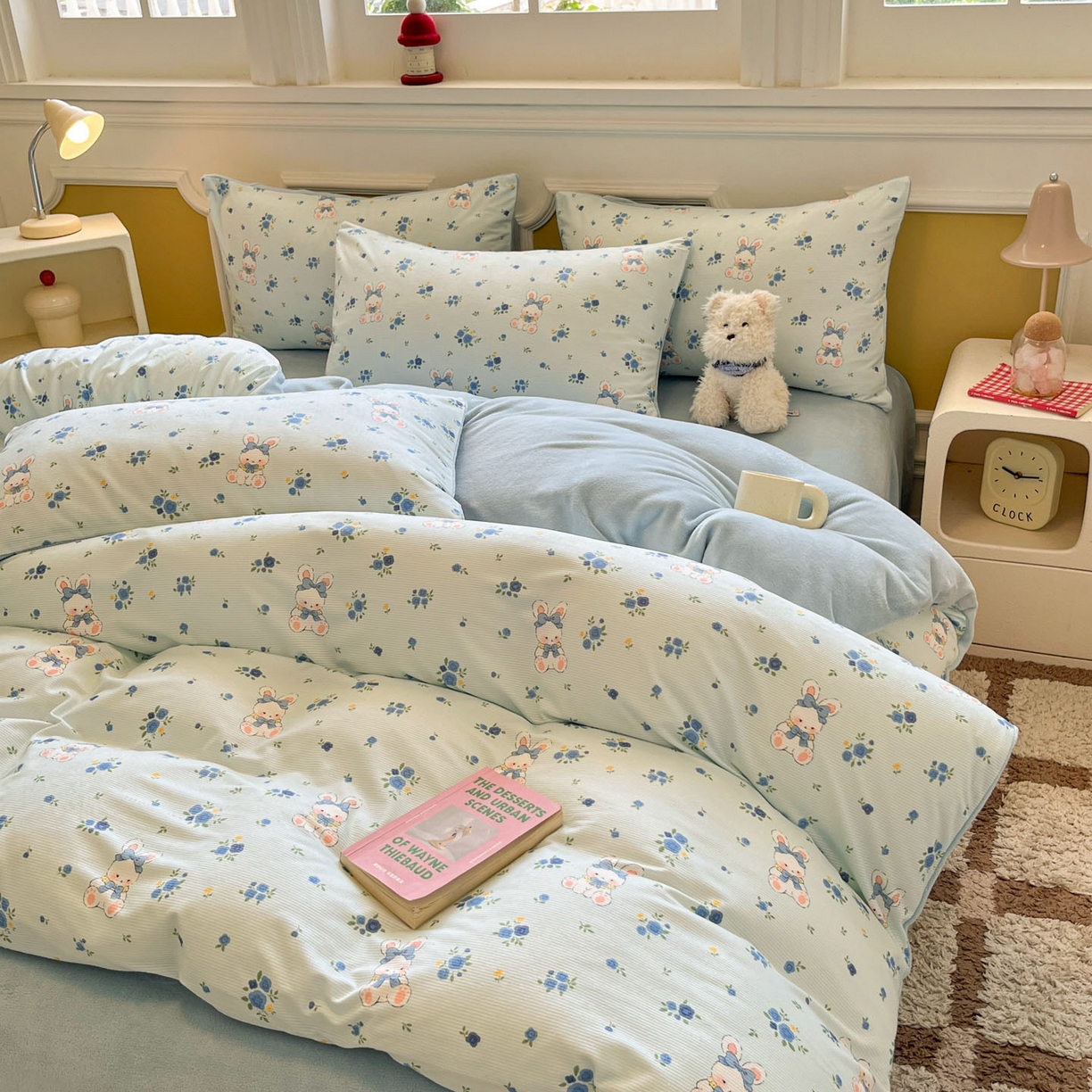 91家纺网 家纺一手货源 找家纺 羚羊语家纺 2025新款灯芯绒 温暖颂系列-印花牛奶绒四件套高克重简约卡通花卉提花加厚保暖床单床笠三件套（买家秀请联系客服!） 温暖颂-花间兔